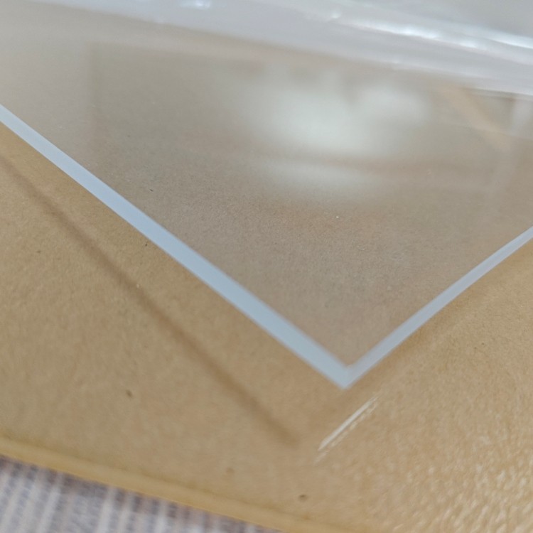 Bileog aicrileach trédhearcach 3mm 3mm
